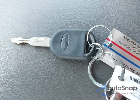 2004 Ford Explorer Nbx/Xlt z USA, uszkodzony, nr VIN 1FMZU73EX4UC24477